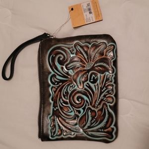 Patricia Nash wristlet